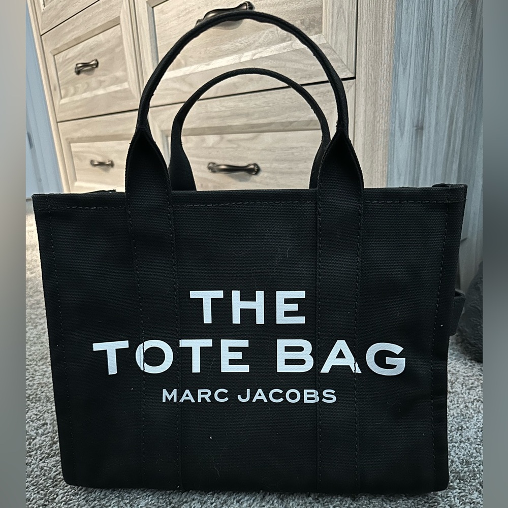 Marc Jacob’s medium “the tote bag”